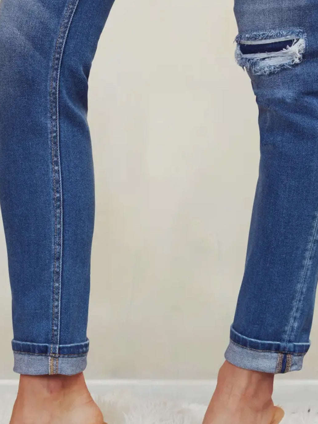 Melia | Kancan Straight Leg Jeans