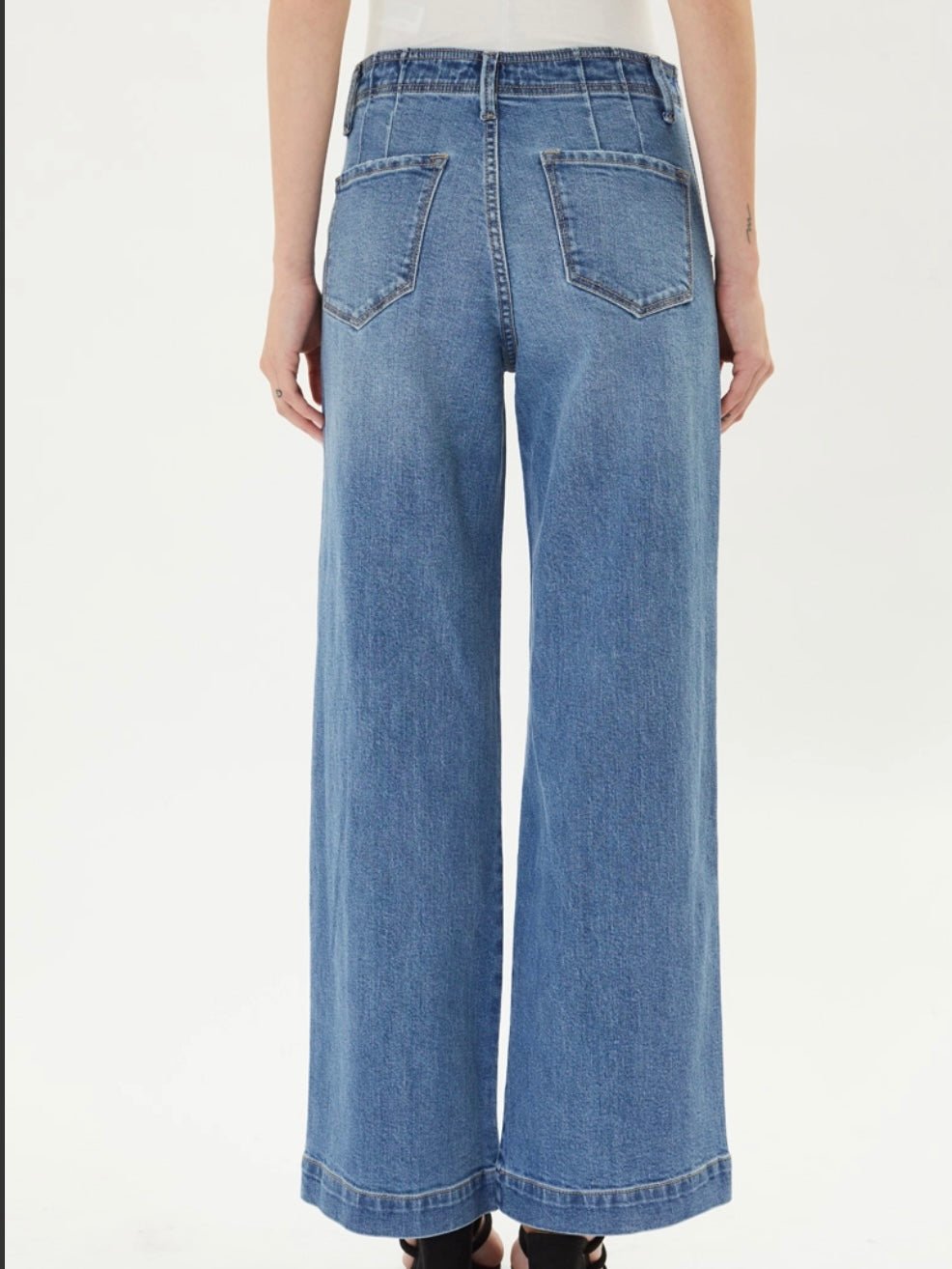 Melia | Zoey Wide Leg Jeans